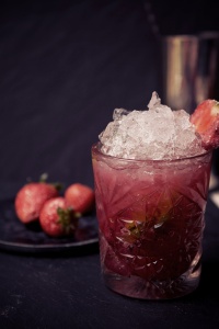 Raspberry Fizz cocktail